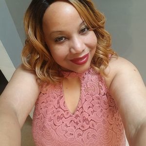 Meet your Posher, Stacy